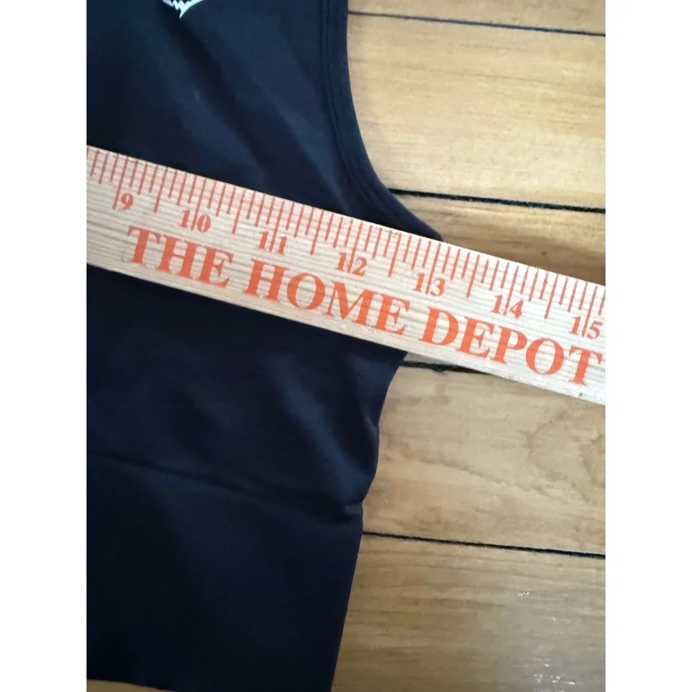 Gymshark black‎ sports bra cropped tank athletic wear comfort support